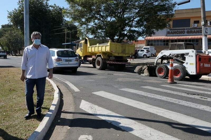 prefeito guilherme gazzola obras de recapeamento asfalto itu